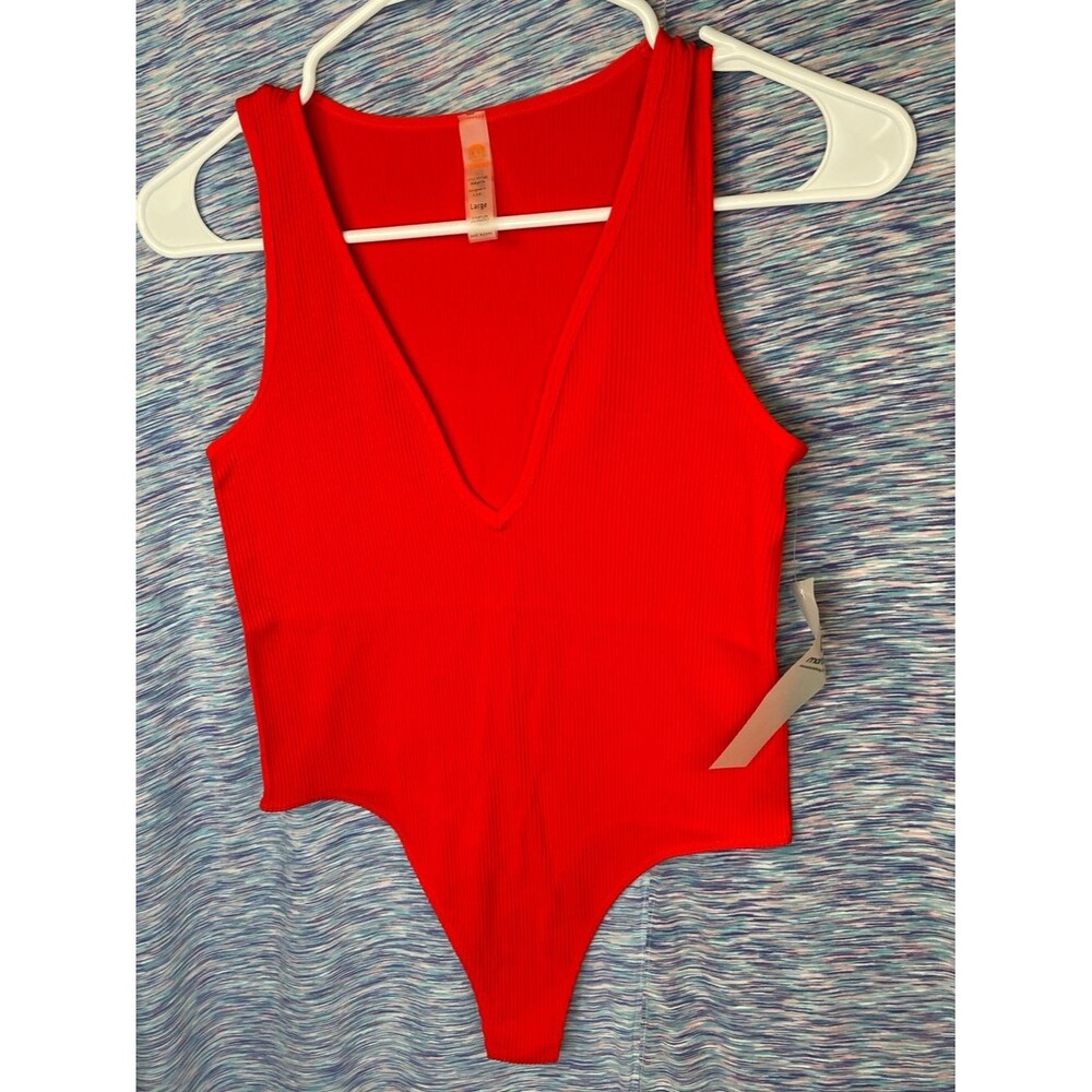 NWT Mono B ribbed Bodysuit Cherry Red